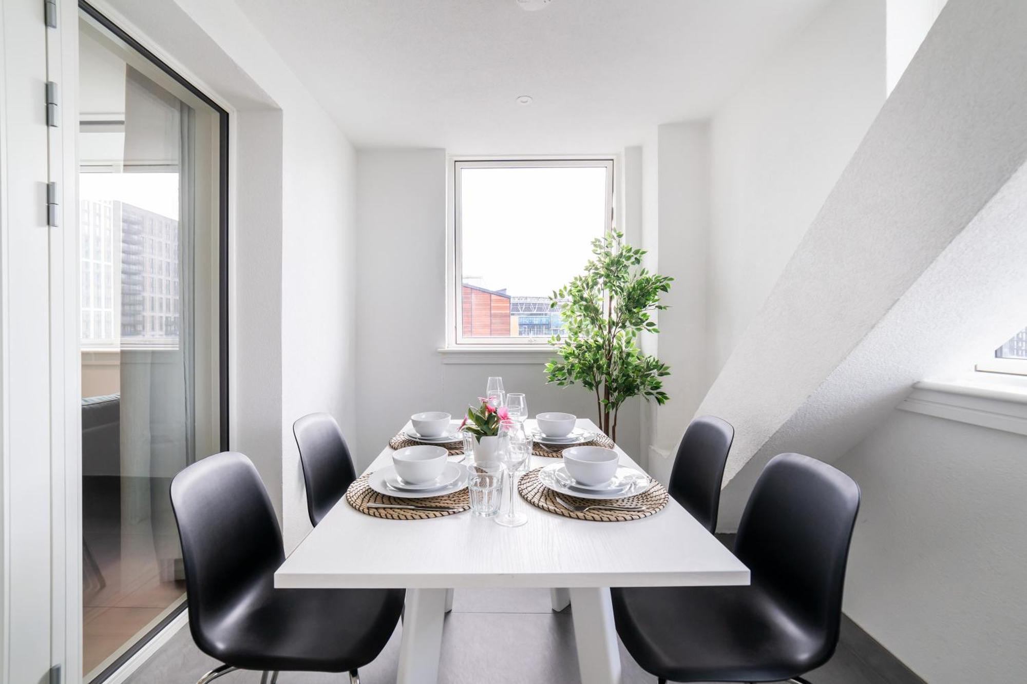 Stylish Retreats On Olympic Way Daire Londra Dış mekan fotoğraf