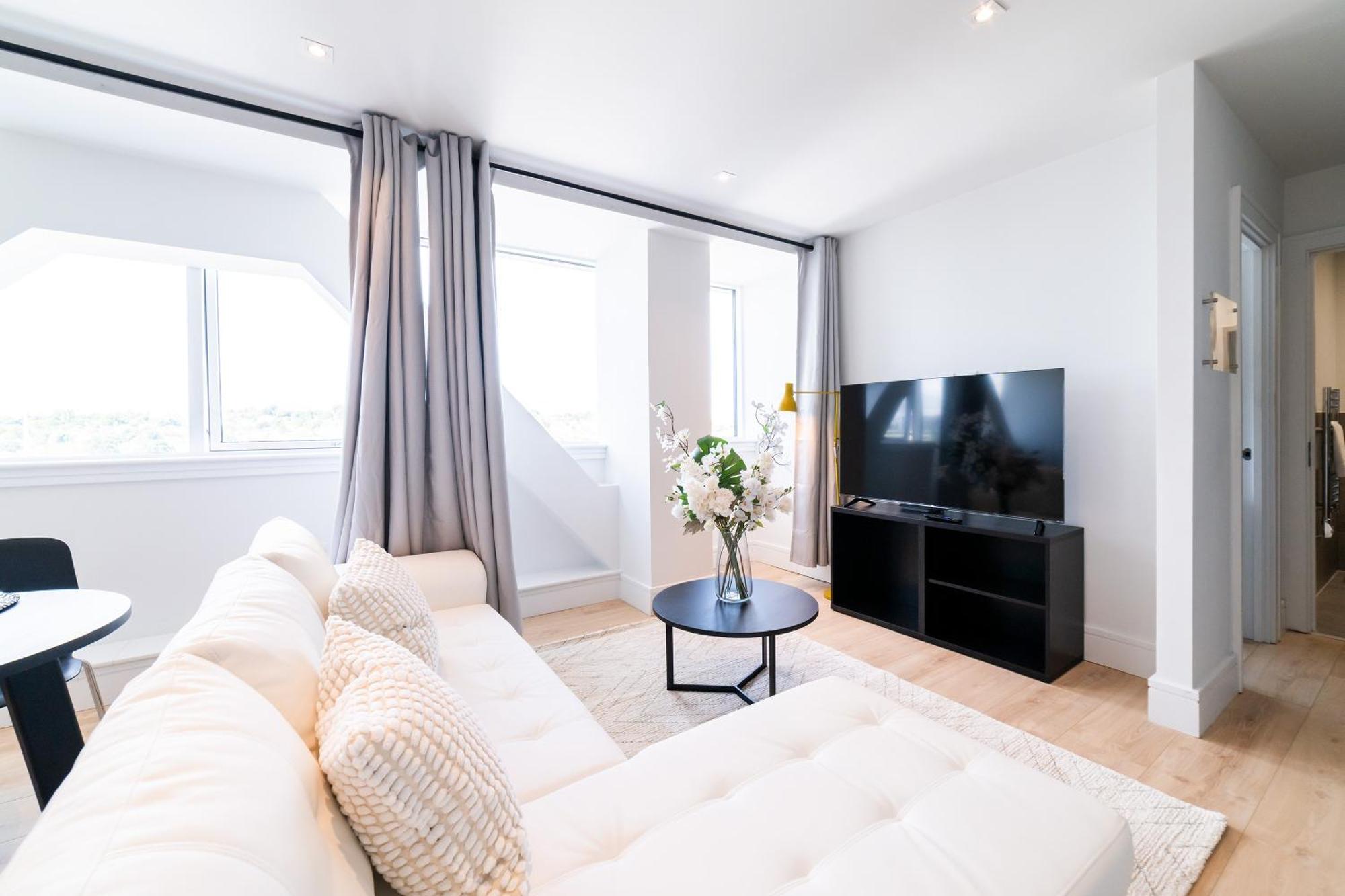 Stylish Retreats On Olympic Way Daire Londra Dış mekan fotoğraf